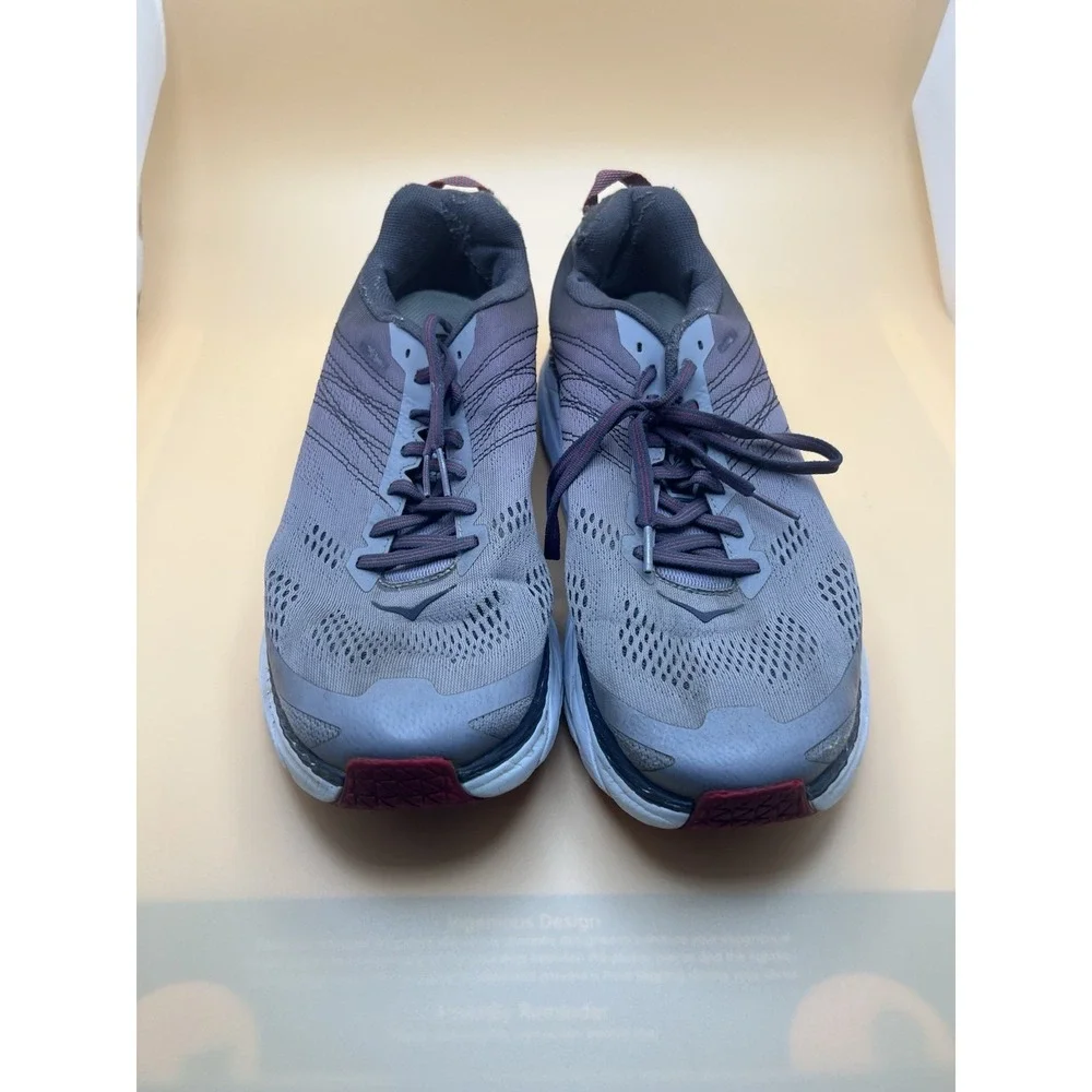 Hoka One One Clifton 4 Mens 9.5 2E Wide Grey Burgundy Running Shoes 1016723